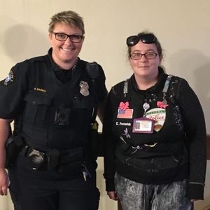 Meet your Posher, Kayla